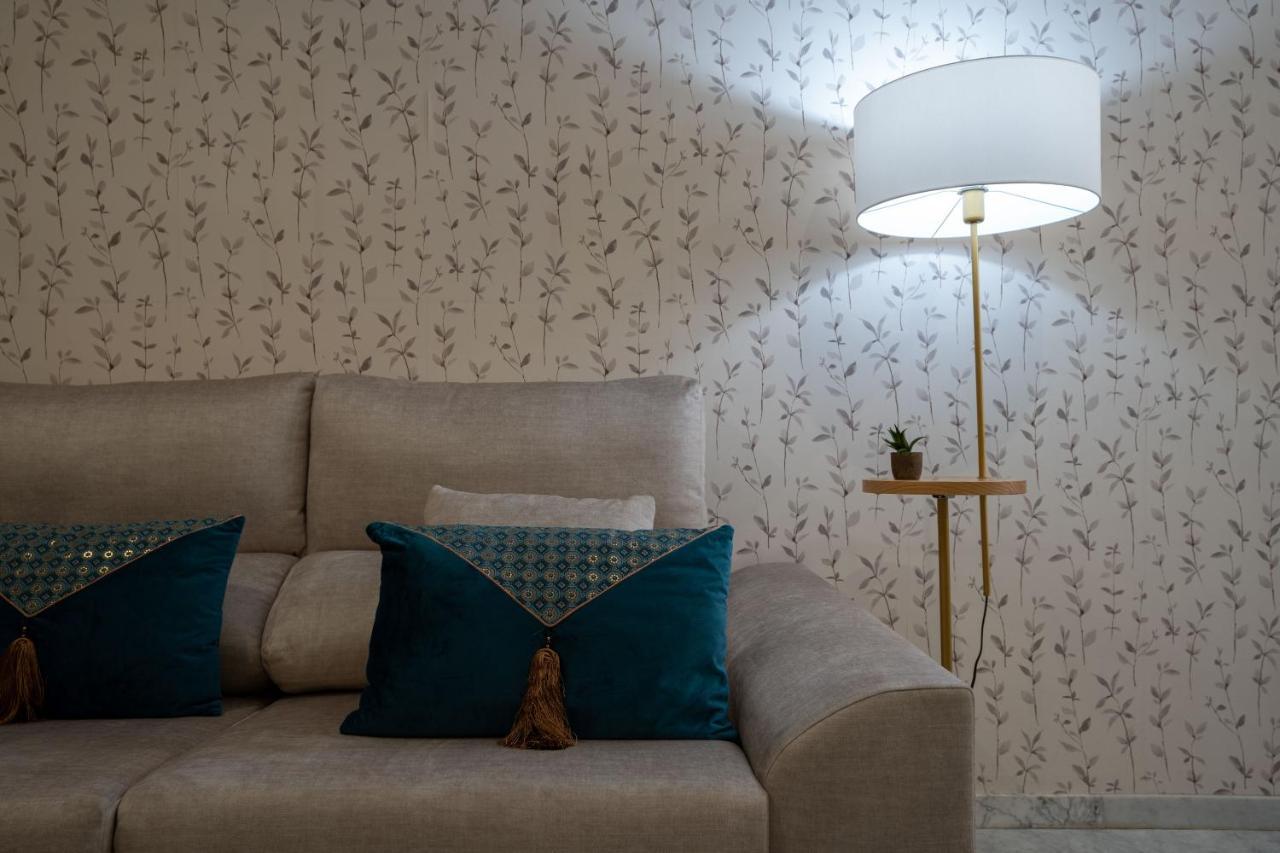 Reina Aixa- Apartamento Centro Гранада Екстер'єр фото