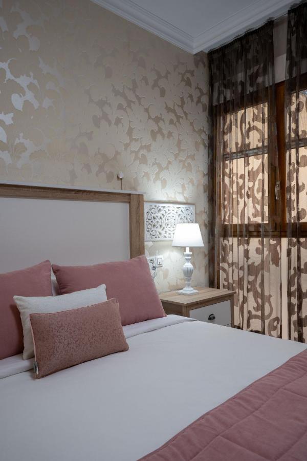 Reina Aixa- Apartamento Centro Гранада Екстер'єр фото