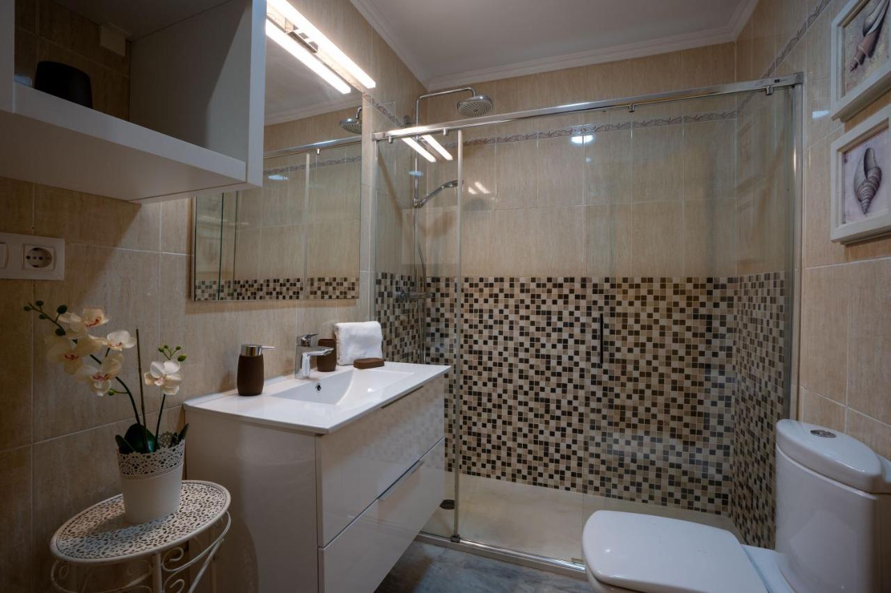 Reina Aixa- Apartamento Centro Гранада Екстер'єр фото